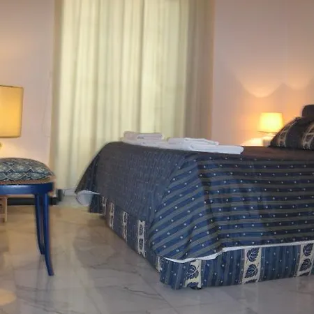2 Be Colosseo Frühstückspension 3*