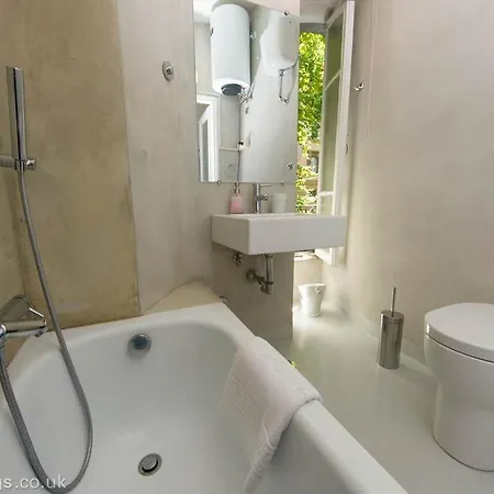 2 Be Colosseo B&B 로마